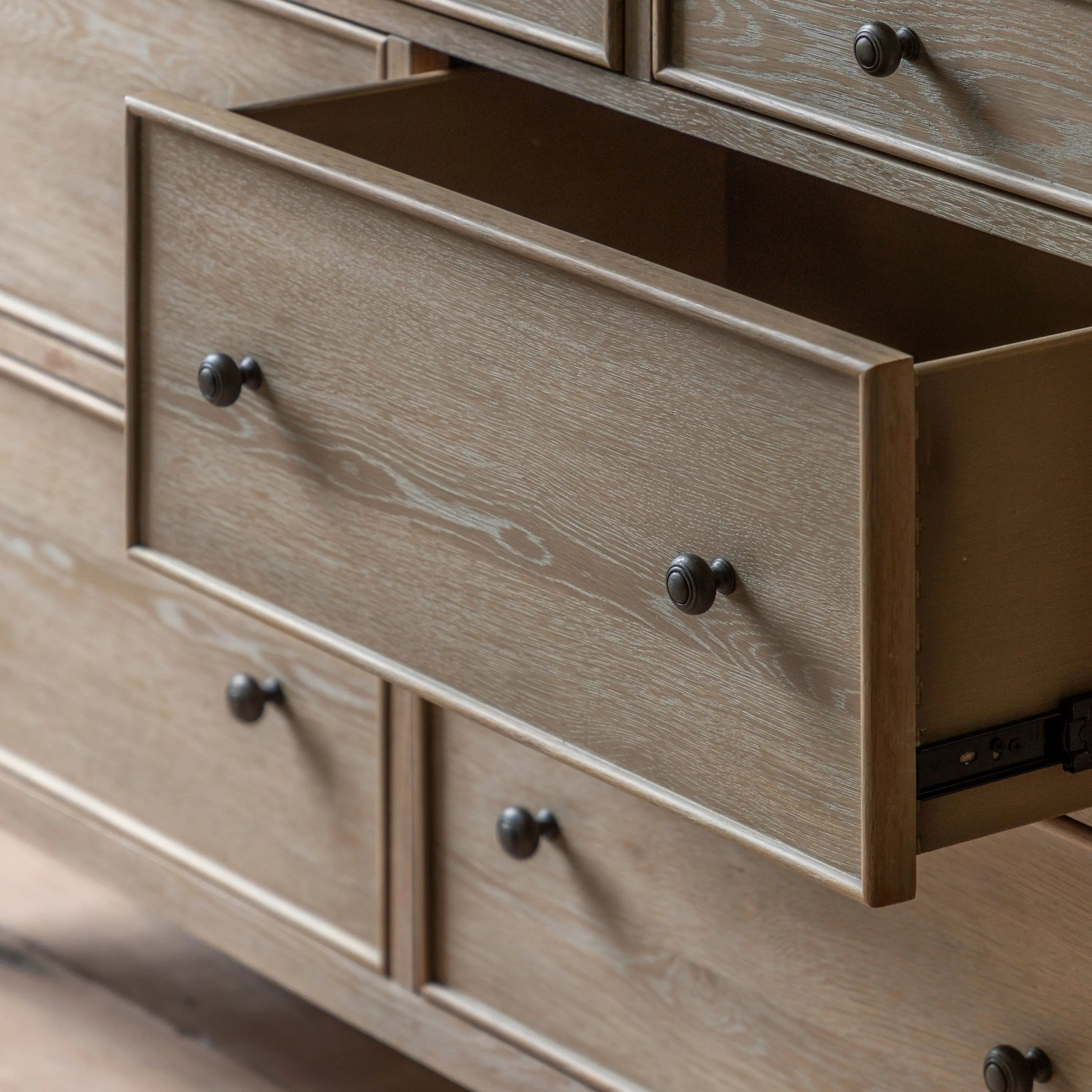 Bobble 7 Drawer Chest