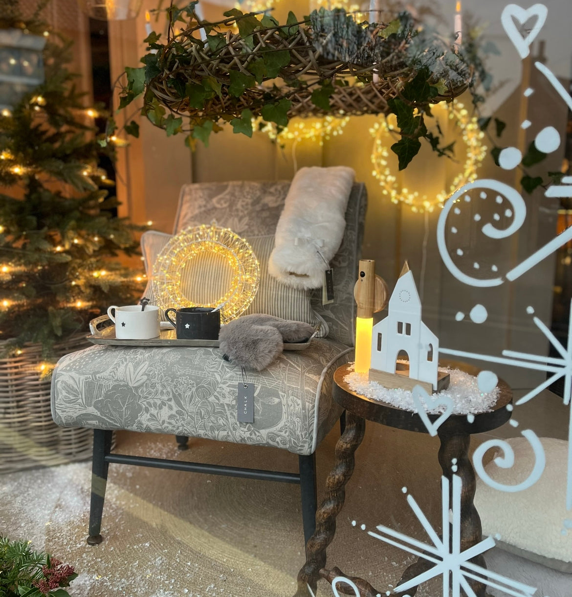 Galaxy Silver Wreath - 25cm (Dual Power)