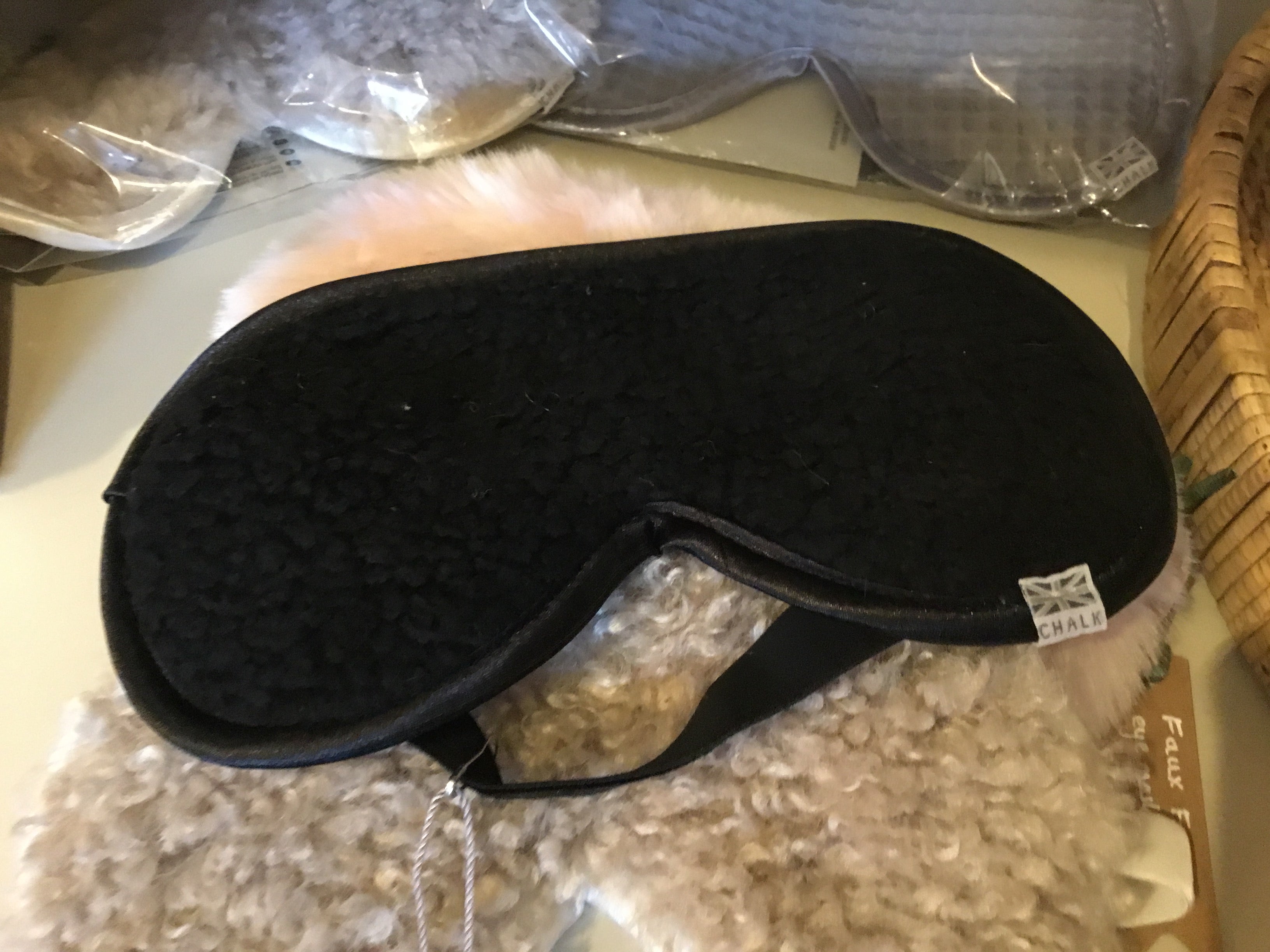 Chalk - Sherpa Eye Mask - Black