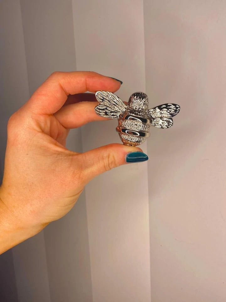 Silver Nickel Bee Knob