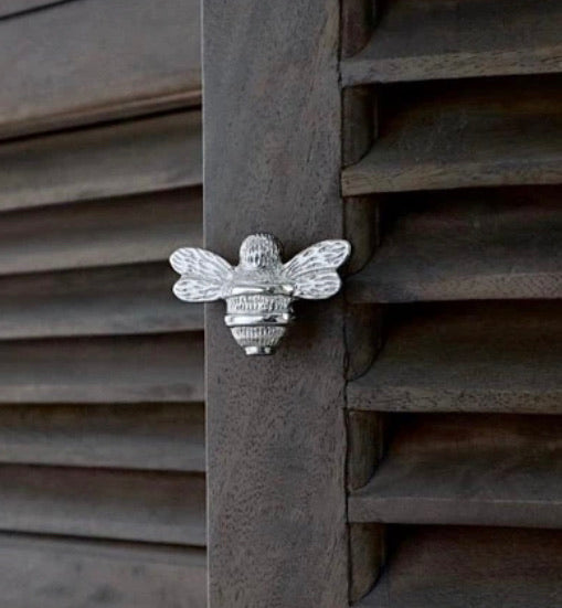 Silver Nickel Bee Knob