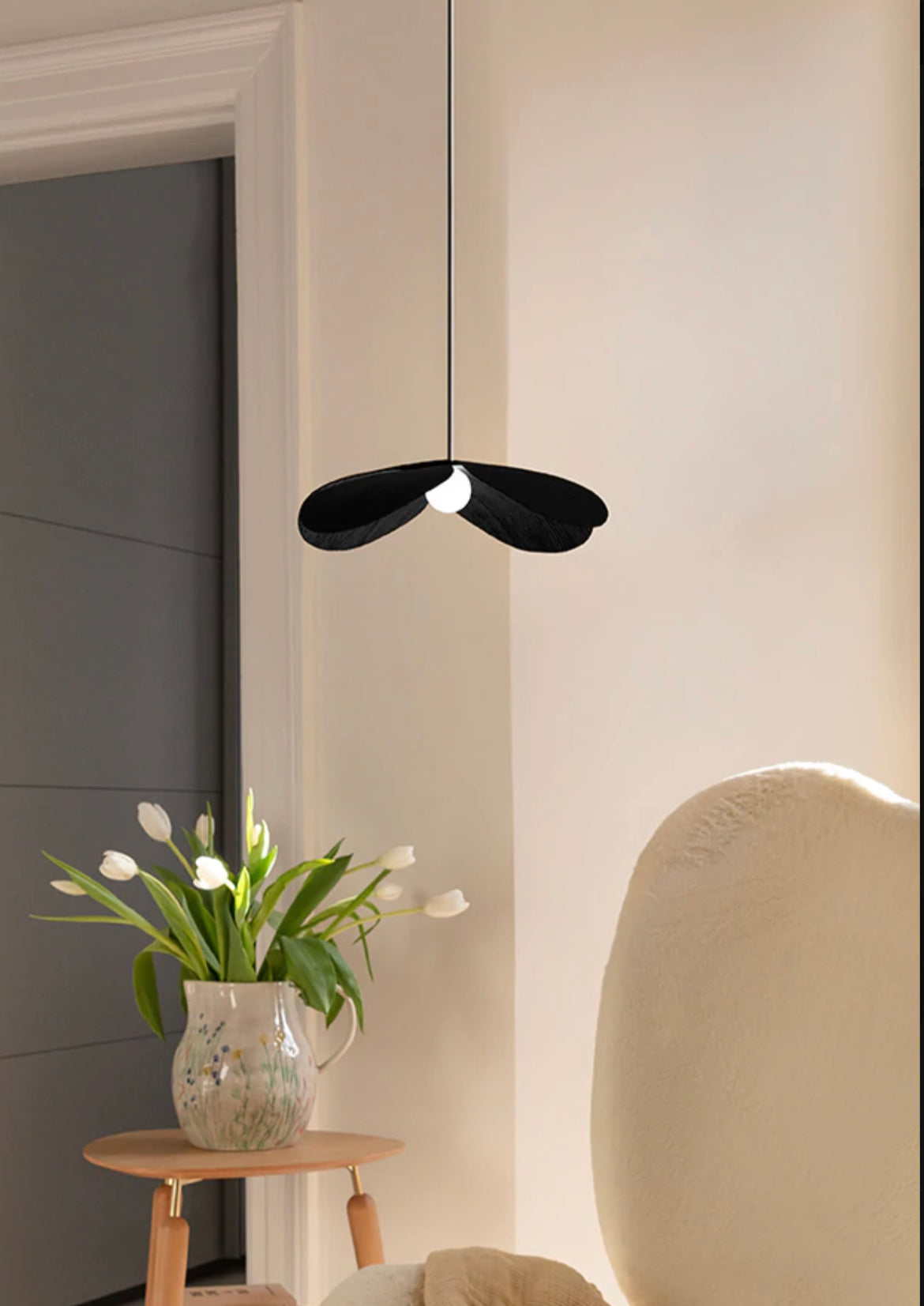 Forget Me Not (Medium Black) Shade and Rosette Mini Pendant Light