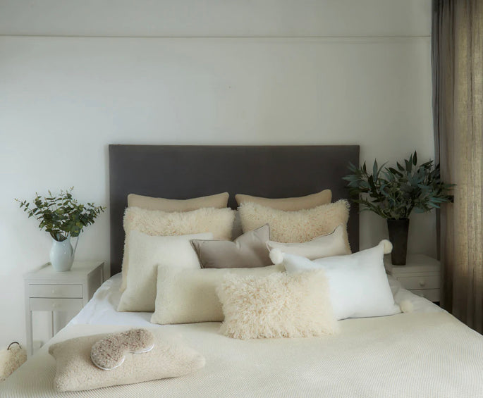 Chalk - Bertie Sherpa Oblong Cushion