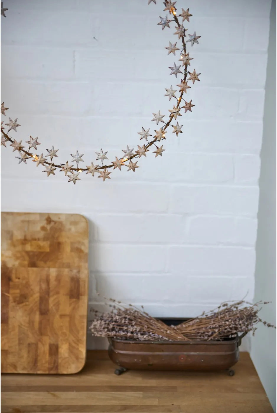 Starlight Wreath - Antique Finish (Battery)