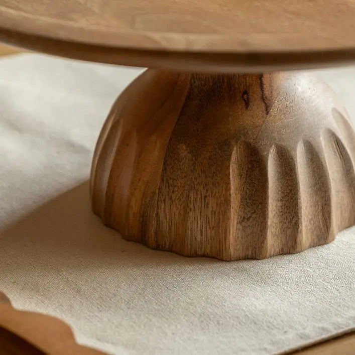 Wooden cake stand