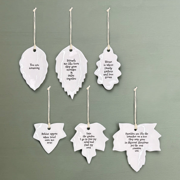 Porcelain leaf-Robins appear