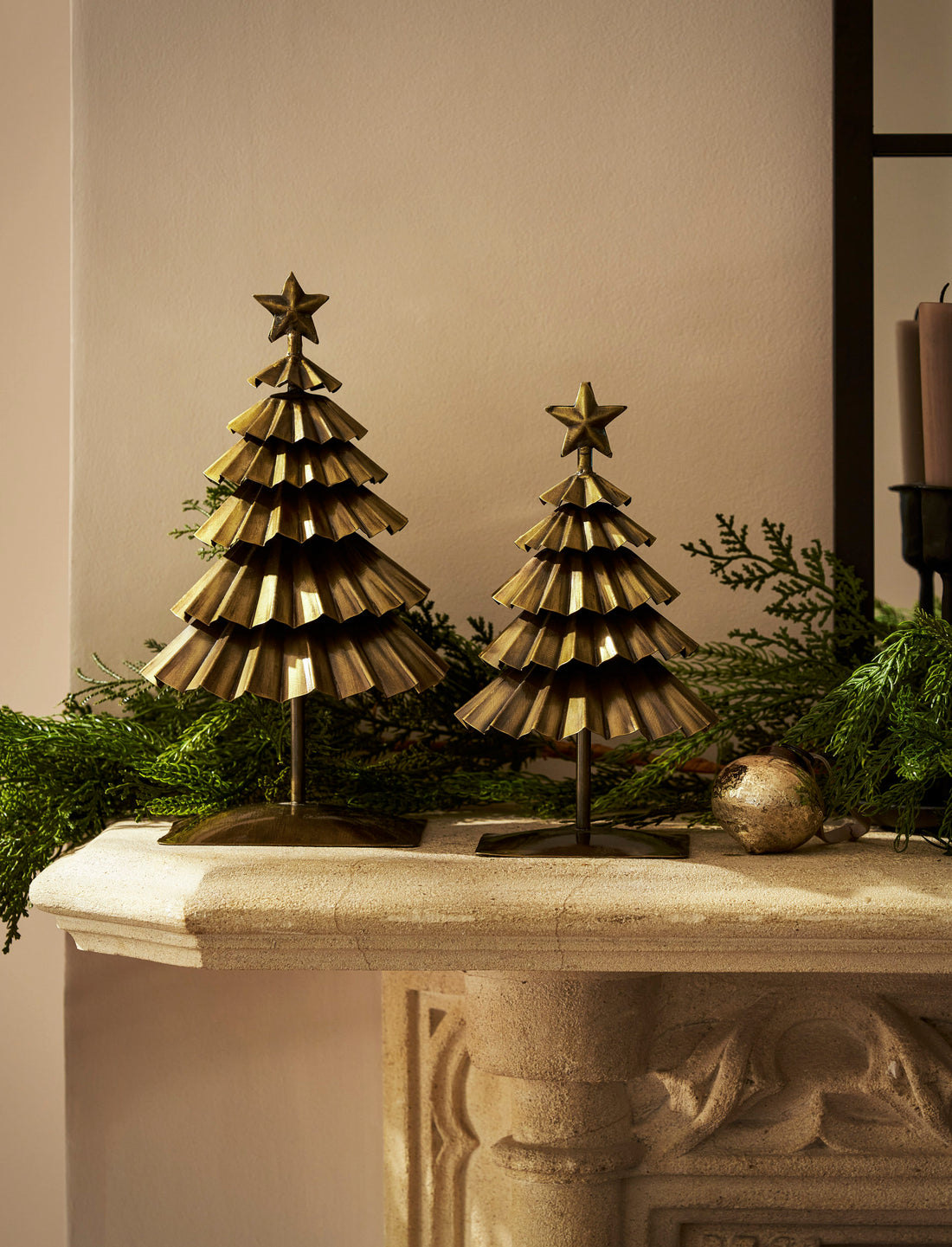 Per shore Christmas Tree Antique Brass