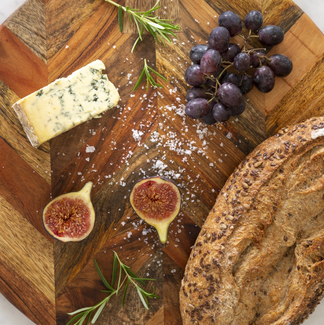 Acacia &amp; Mango Chevron Chopping Board