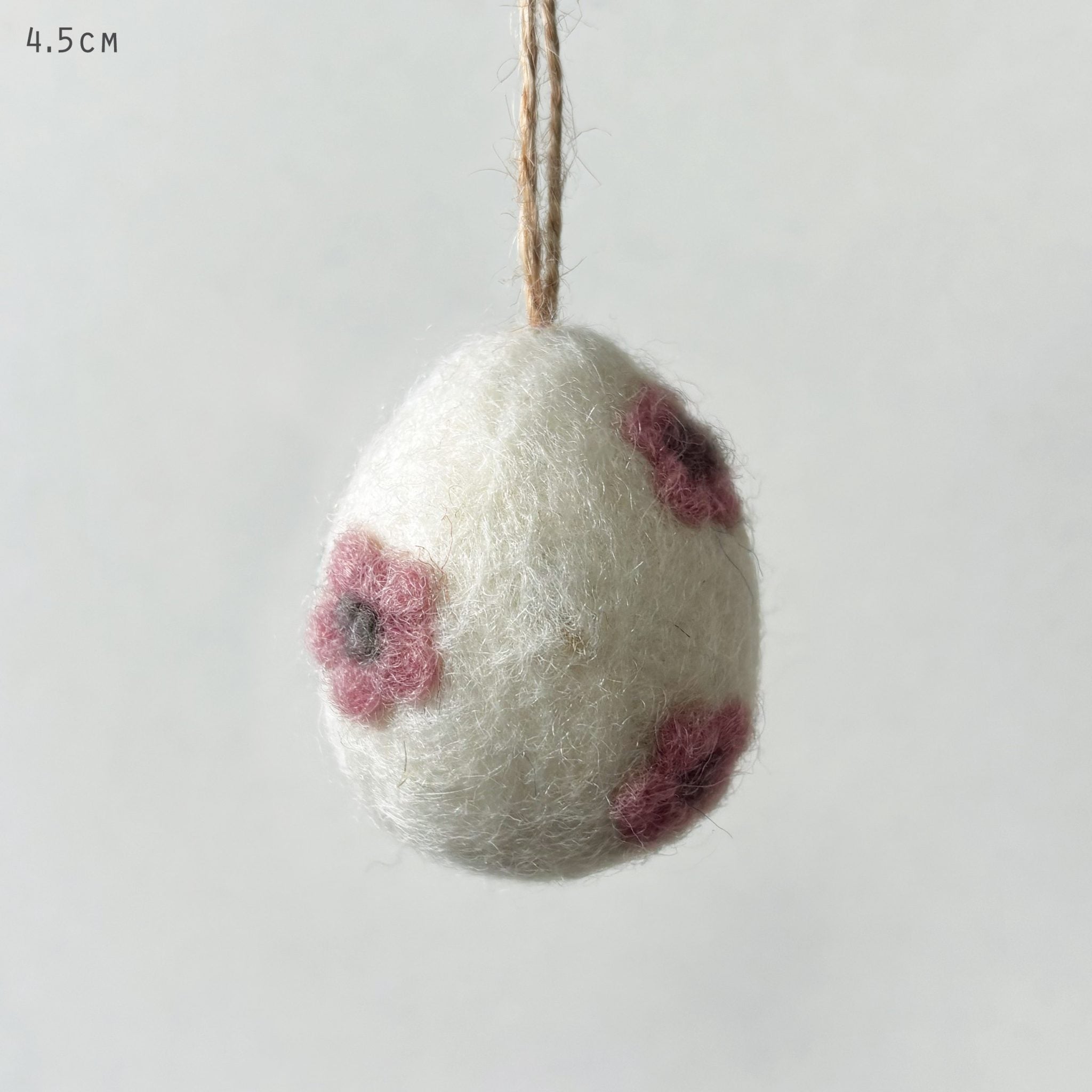 East Of India Felt Daisy Egg - Pink