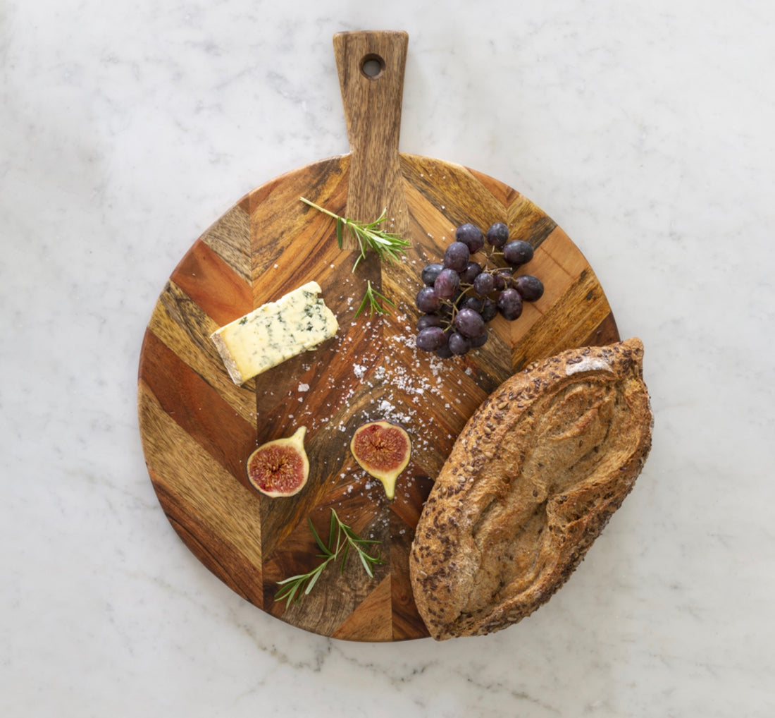 Acacia &amp; Mango Chevron Chopping Board