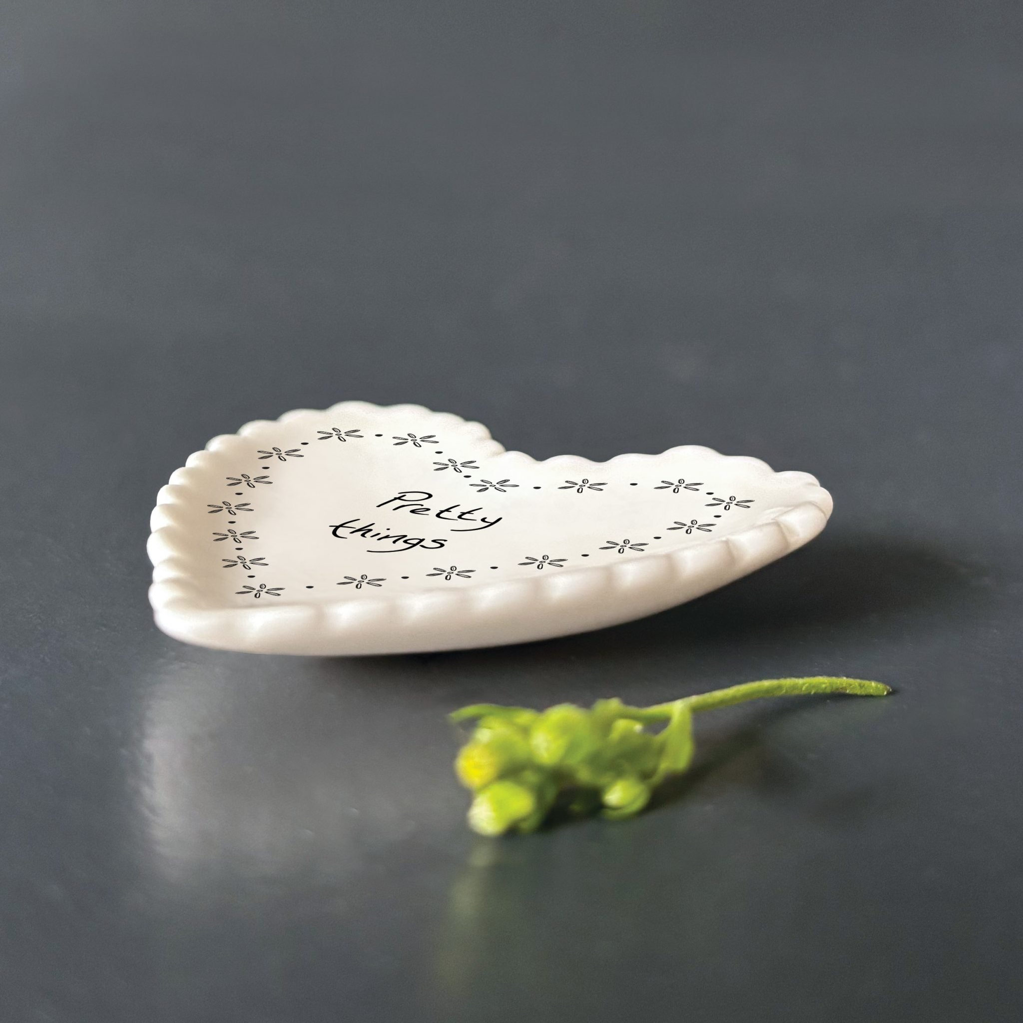 Small Scallop Heart dish - Pretty Things