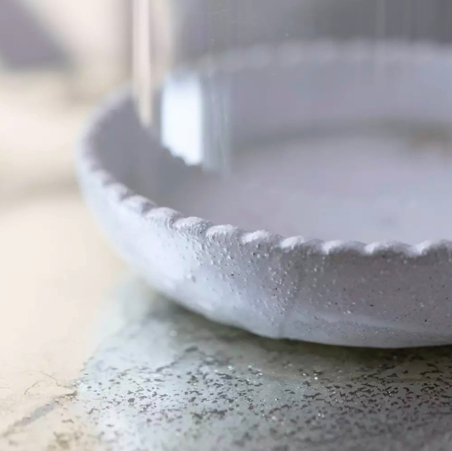 Scalloped Lantern Dish