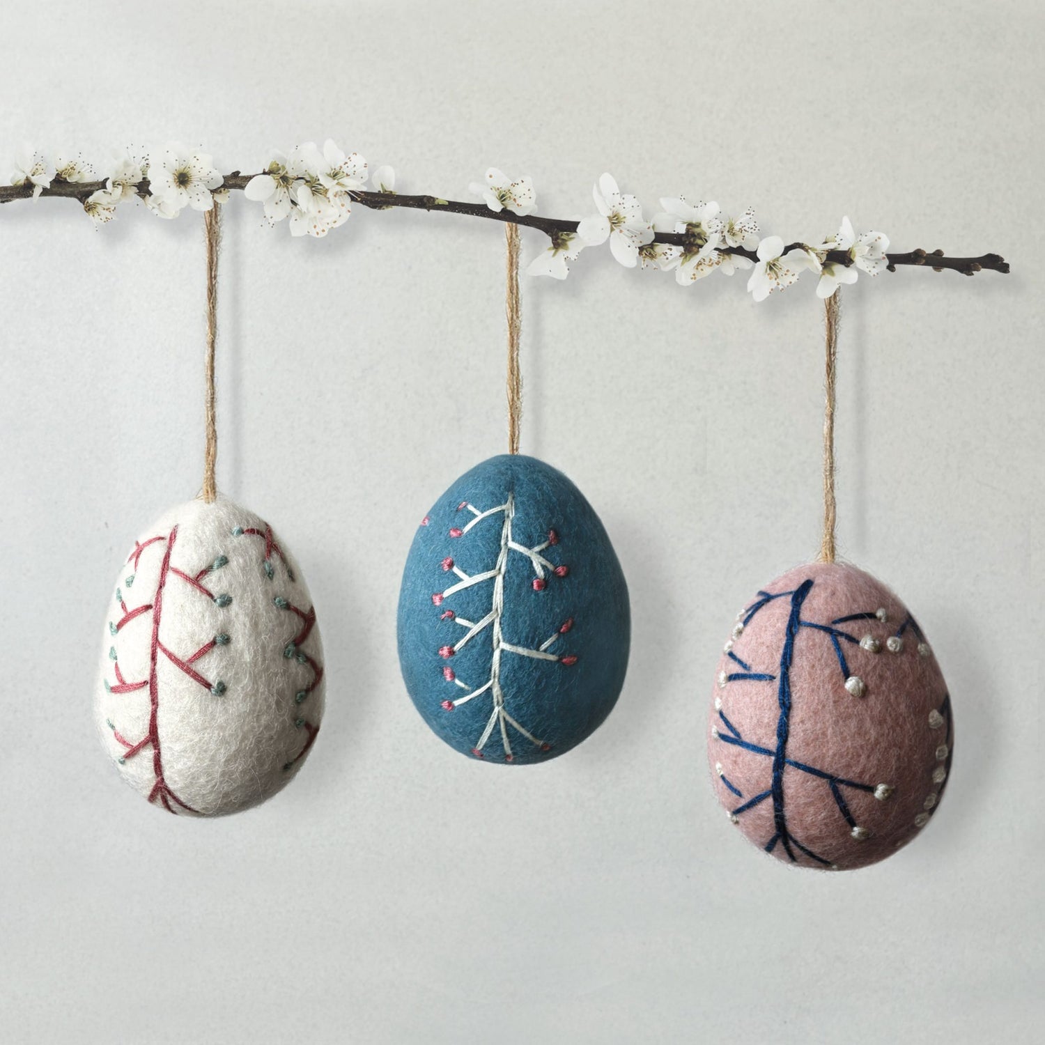 Embroidered Blossom Egg - Pink