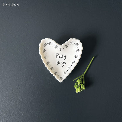 Small Scallop Heart dish - Pretty Things