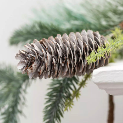 White Berry and Fircone Garland (180cm)