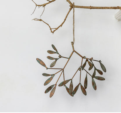 Vintage Mistletoe Bunch