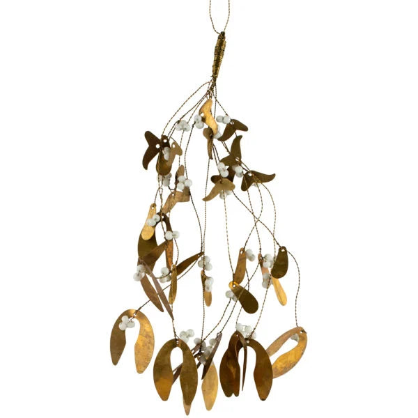 Mistletoe gold and white berry