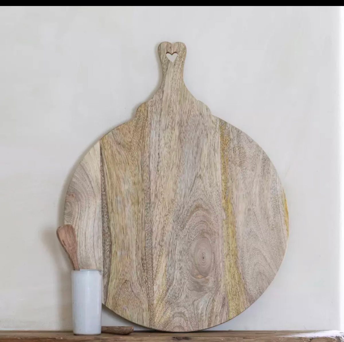 Mango serving board/platter with feet
