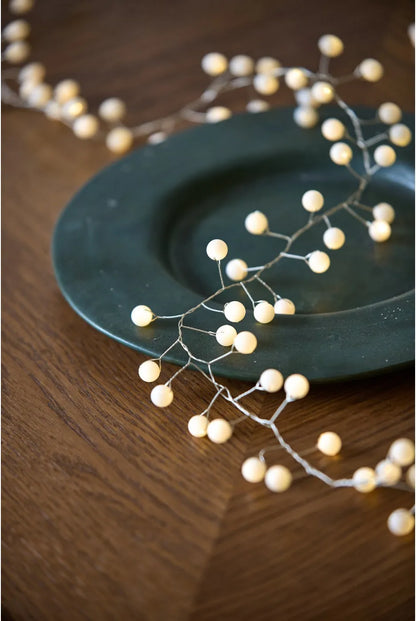 Snowberry White Garland - (Battery)